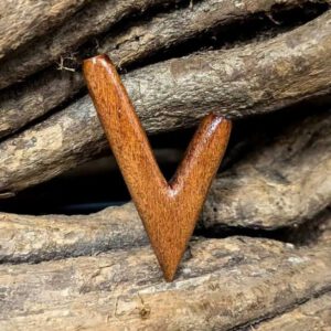 Kuripe van meranti hout. Handgemaakt voor rapé